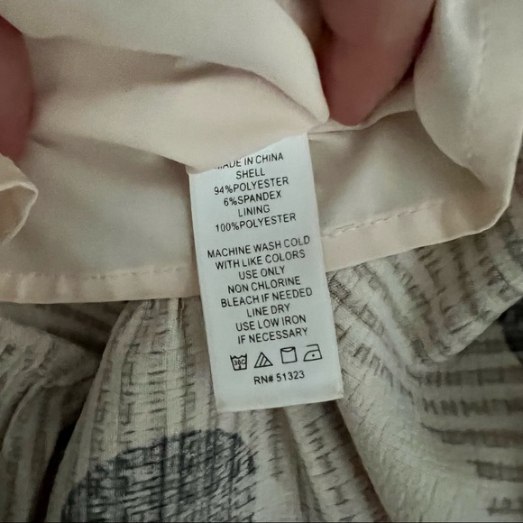 Retro Polka Dot Cropped Peplum Tank - Picture 5 of 6